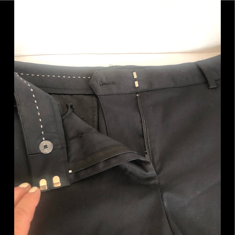 Greg Norman Ladies Golf shorts - Picture 5 of 8
